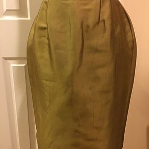 Badgley Mischka Skirt - Size 8